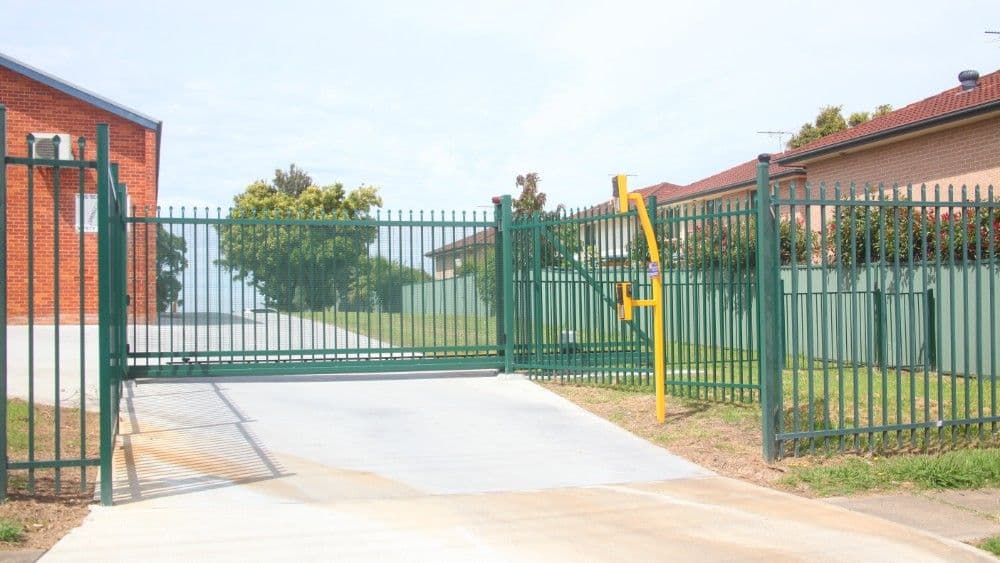 Cover Image for When Should You Choose a Sliding Gate for Your Driveway?