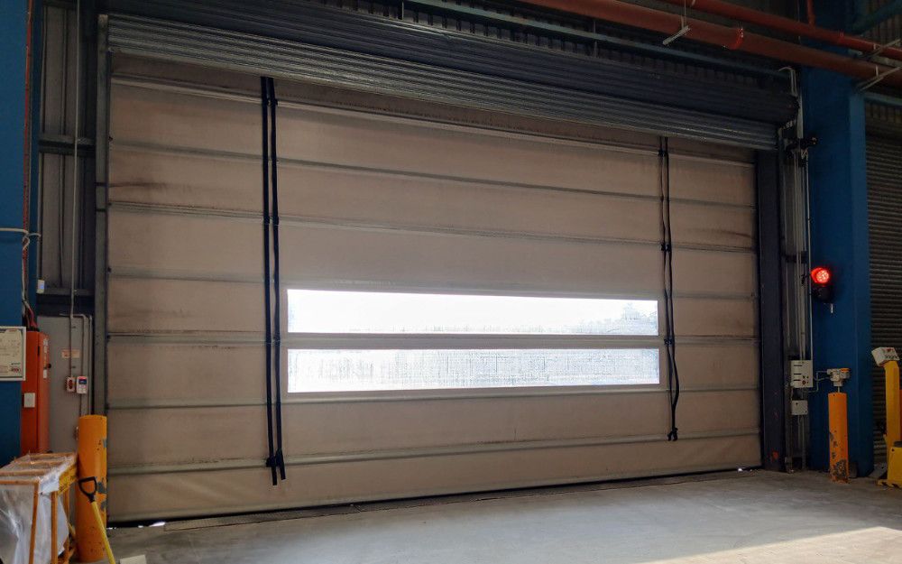 Cover Image for 12 Distinct Environments in Commercial & Industrial Facilities (that use High-Speed Doors)