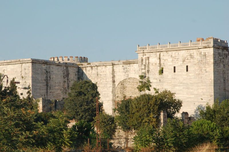 Famous Gates of the Ancient World