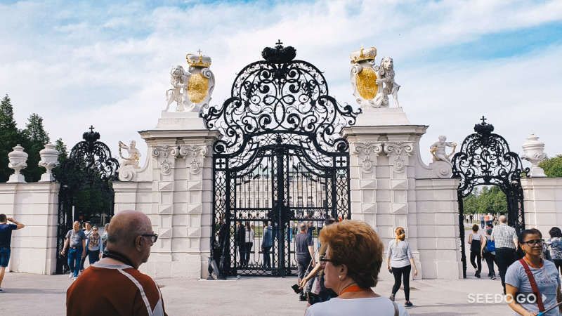 Famous Gates of the Modern World