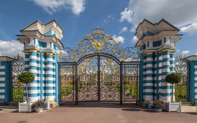 Famous Gates of the Modern World
