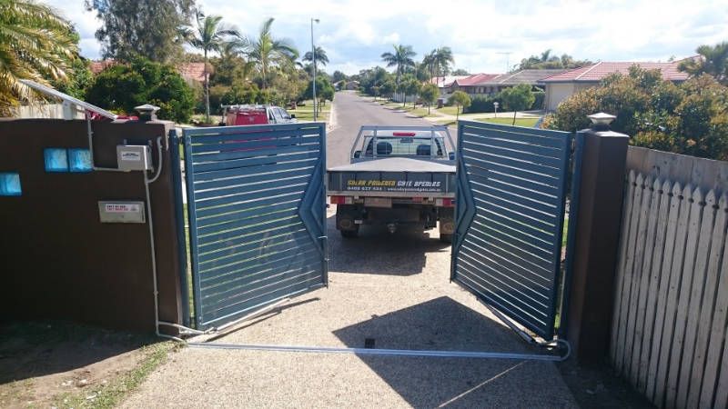 Cover Image for 4 Cases for Outward Opening Automatic Gates