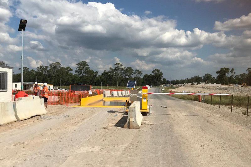 Use Cases for Portable Boom Gates: Flexible Traffic Control for Every Site